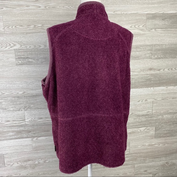 Woolrich Wineberry Heather Sleeveless Fleece Vest - Picture 5 of 8